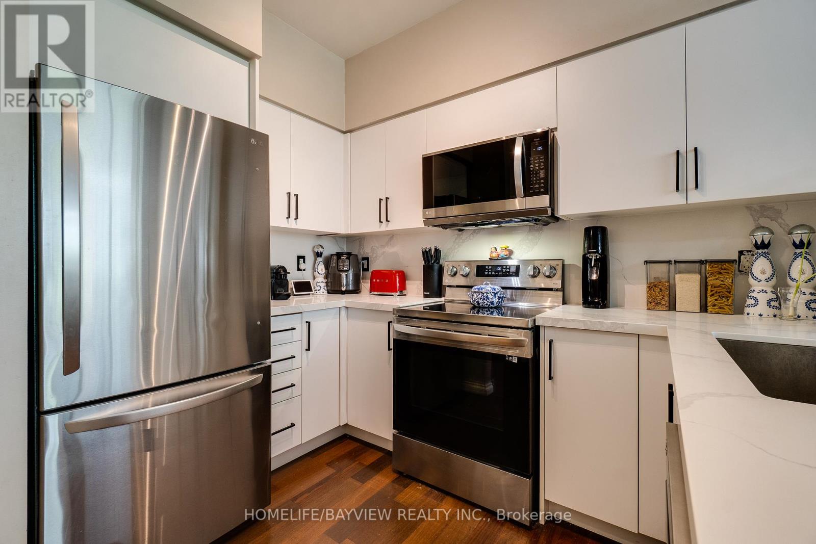 315 - 185 Legion Road N, Toronto, Ontario  M8Y 0A1 - Photo 7 - W12258310