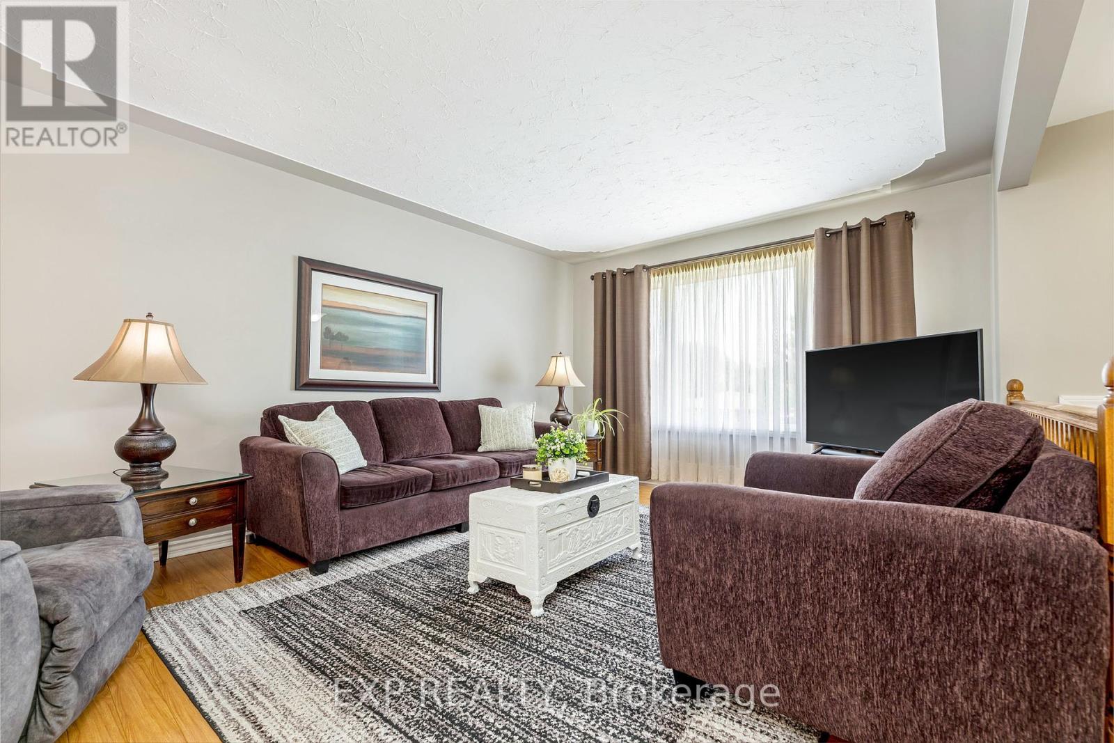 Property at 165 JOHANNA DRIVE image 4