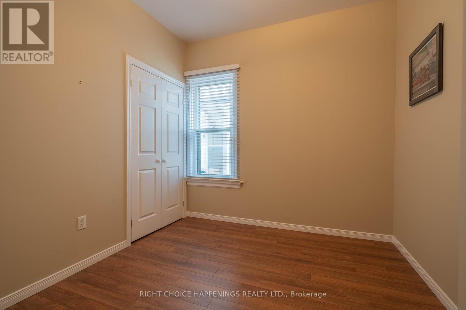 104 Albert Street, St. Catharines, Ontario  L2R 2H3 - Photo 15 - X12258364