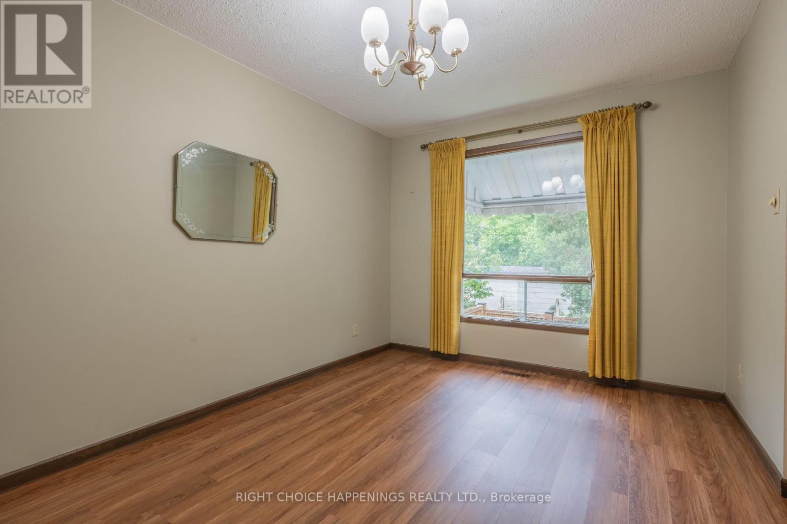 104 Albert Street, St. Catharines, Ontario  L2R 2H3 - Photo 16 - X12258364
