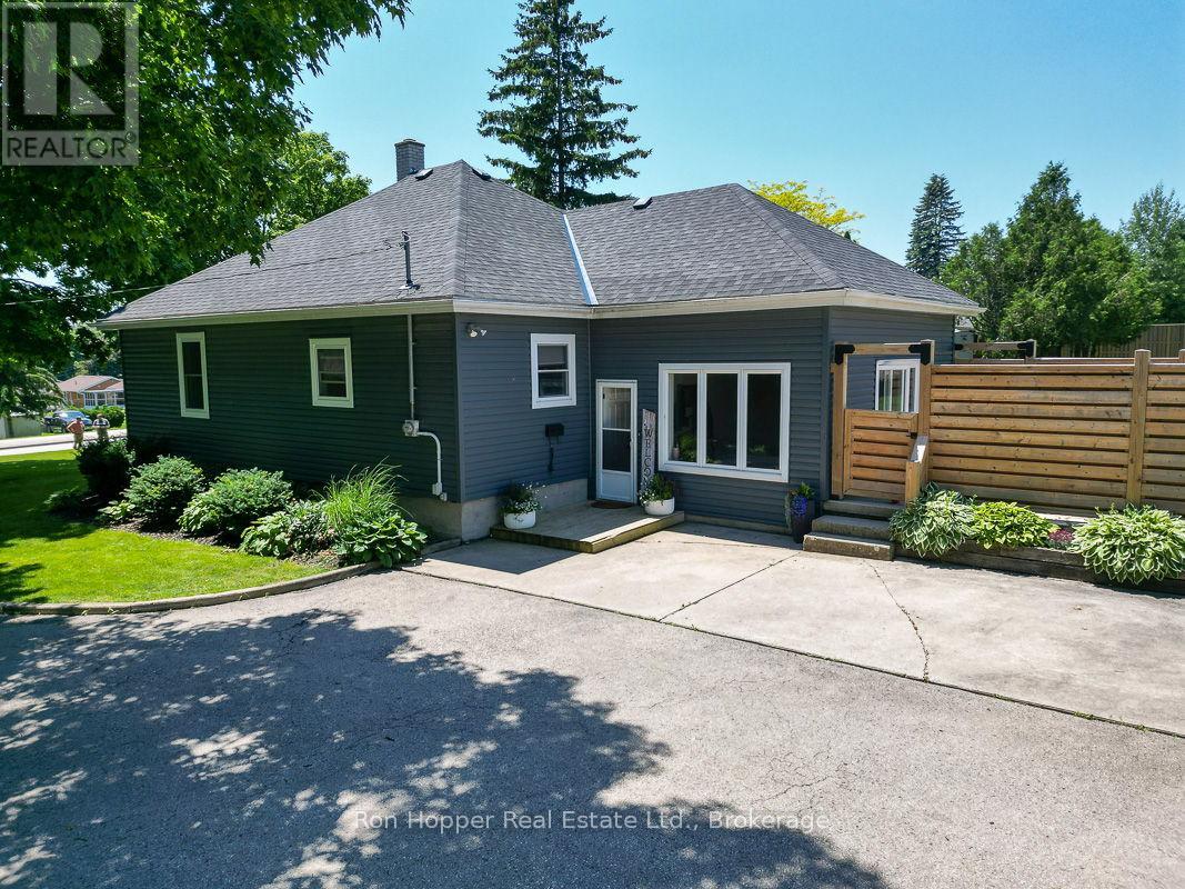 Property at 48 BROOK STREET W image 4
