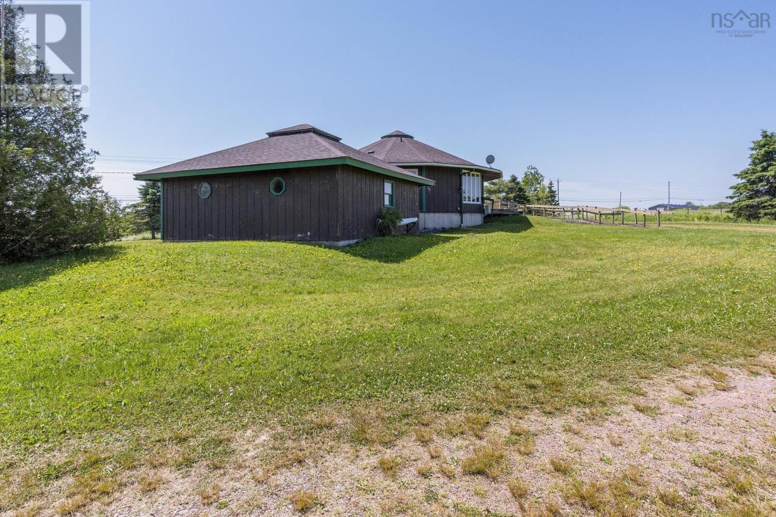 11391 Highway 2, Masstown, Nova Scotia  B0M 1G0 - Photo 7 - 202516228