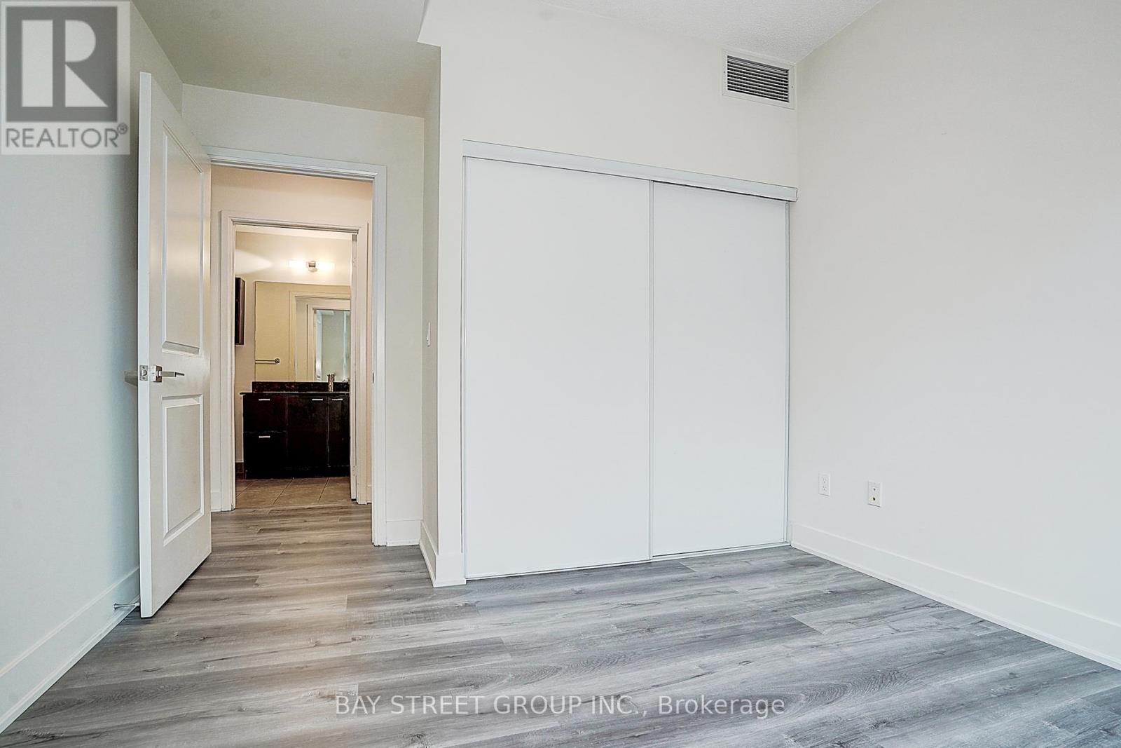 402 - 88 Sheppard Avenue E, Toronto, Ontario  M2N 0G9 - Photo 6 - C12258342
