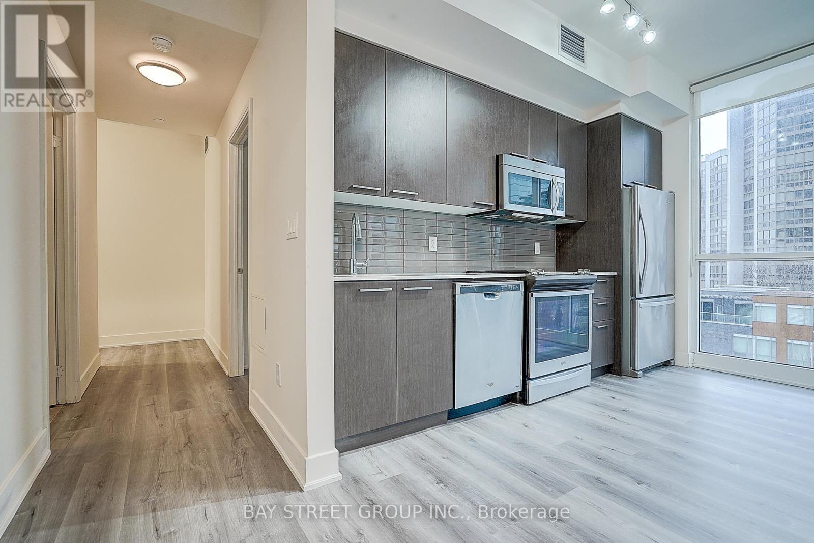 402 - 88 Sheppard Avenue E, Toronto, Ontario  M2N 0G9 - Photo 8 - C12258342