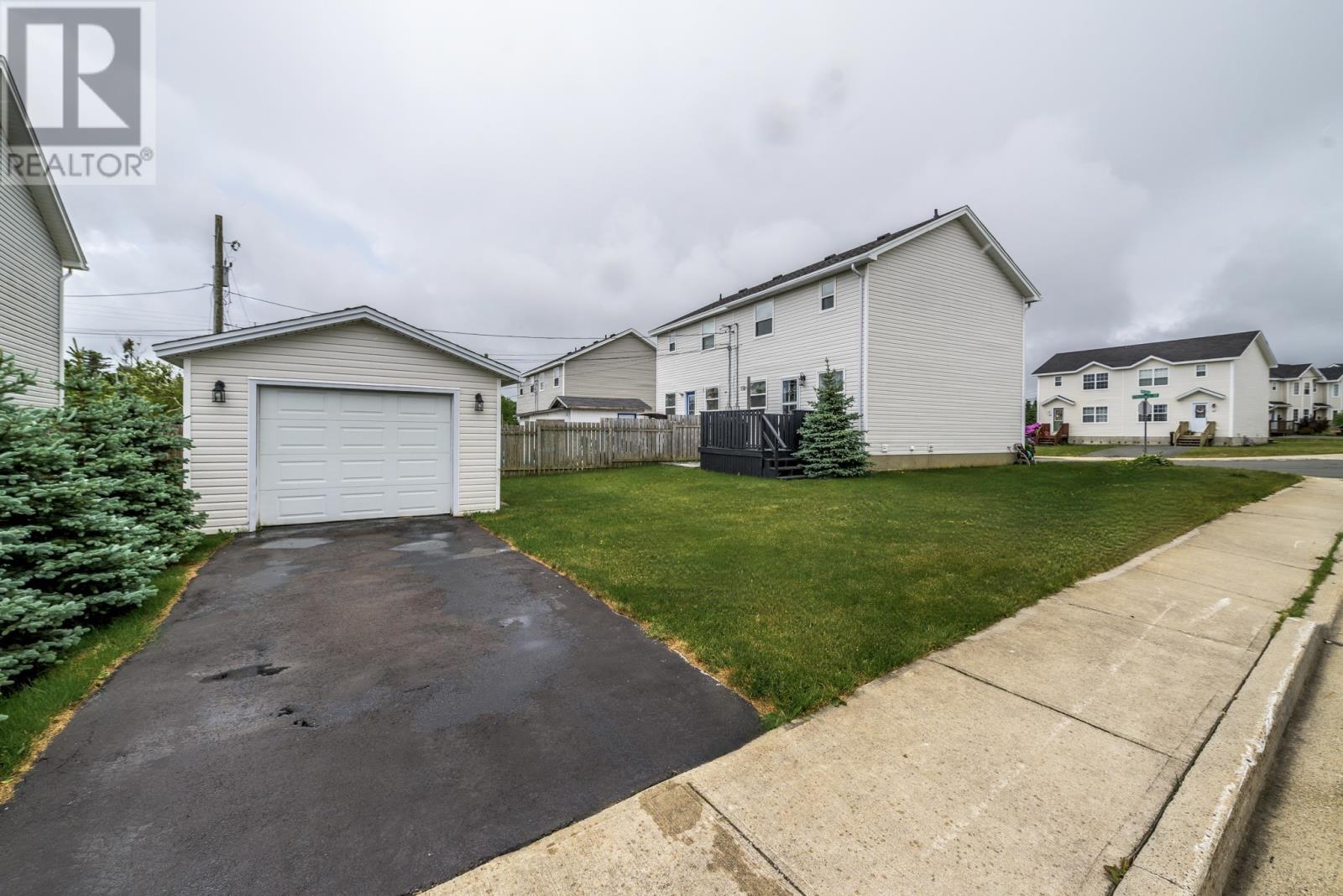 Property at 66 Sprucedale Drive image 3
