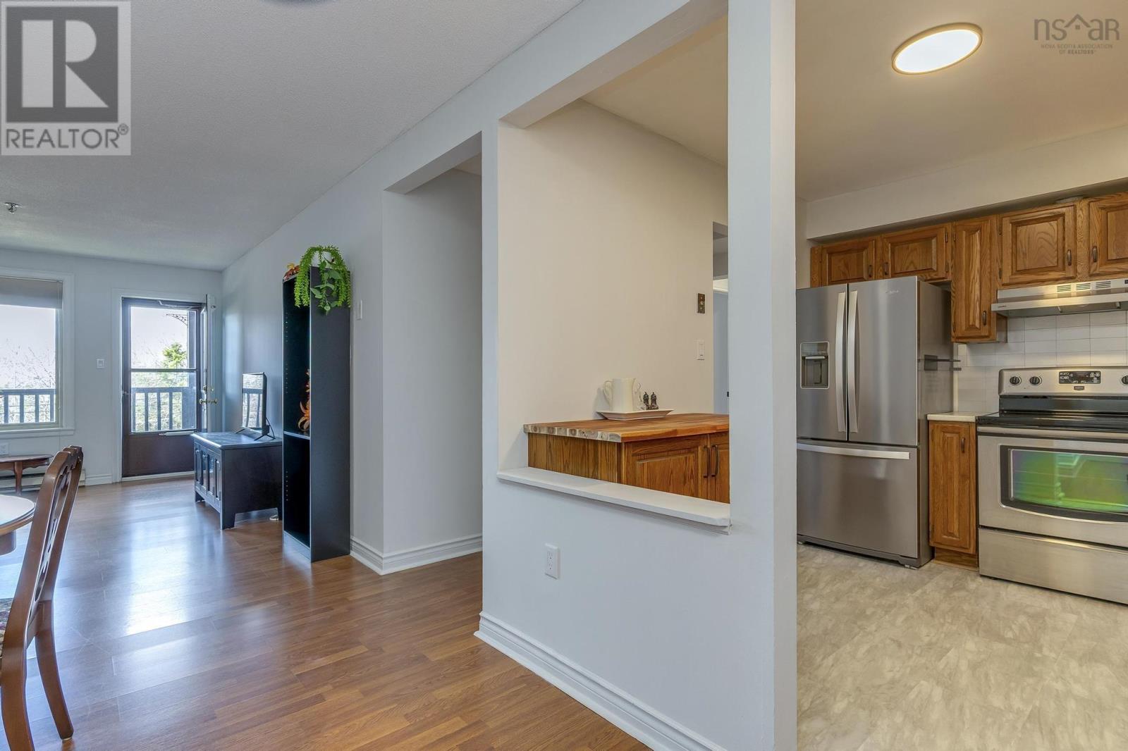 Property at 306 64 Cumberland Drive image 3