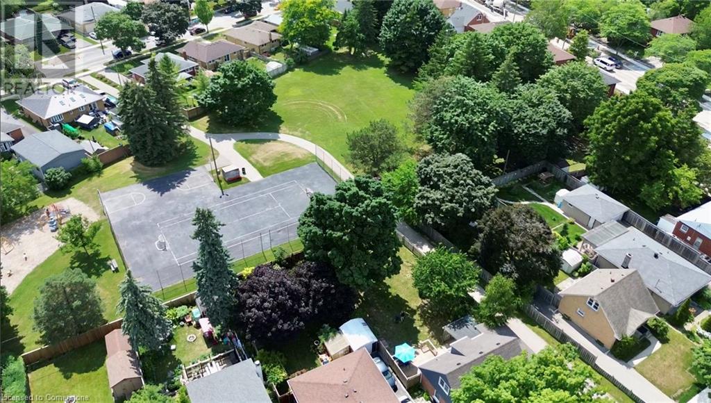 Property at 89 ROXBOROUGH Avenue image 2