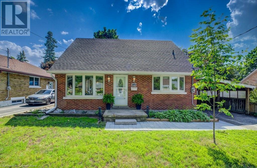 Property at 89 ROXBOROUGH Avenue image 3