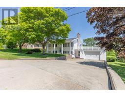 4 Harbourview Drive, Yarmouth, Ca