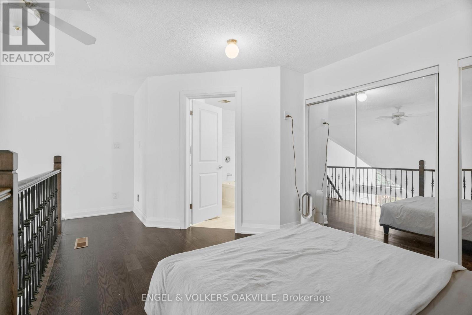 416 - 100 Bronte Road, Oakville, Ontario  L6L 6L5 - Photo 18 - W12258394