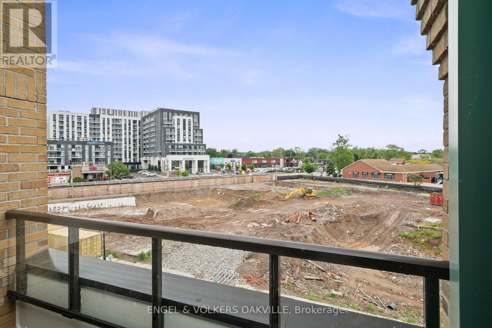 416 - 100 Bronte Road, Oakville, Ontario  L6L 6L5 - Photo 24 - W12258394