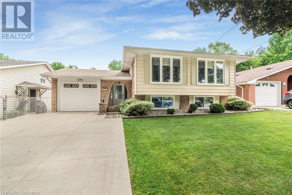 55 Hanover Place, Hamilton, Ontario  L8K 5X7 - Photo 2 - 40747060