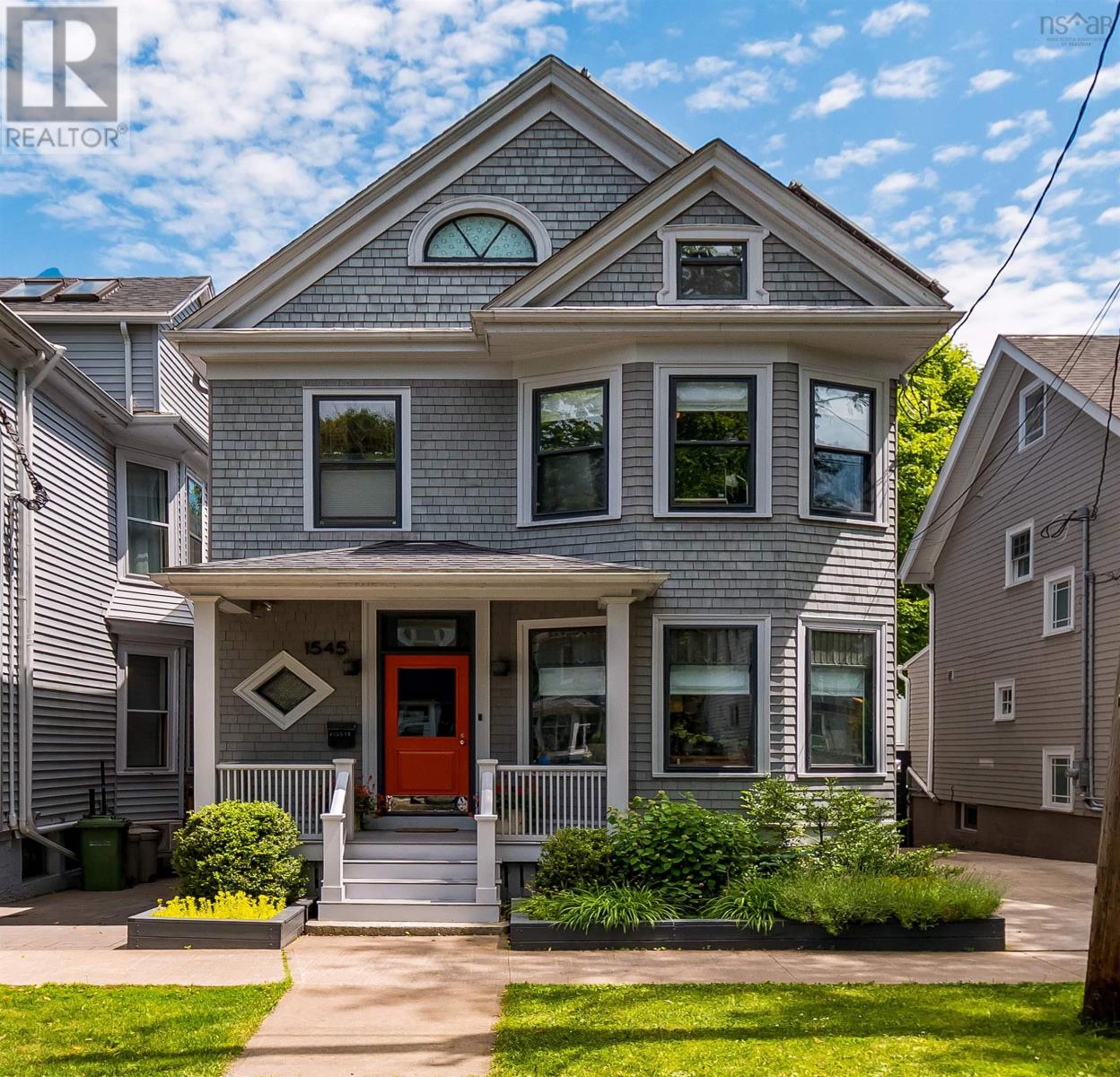 Property at 1545 Henry Street image 1