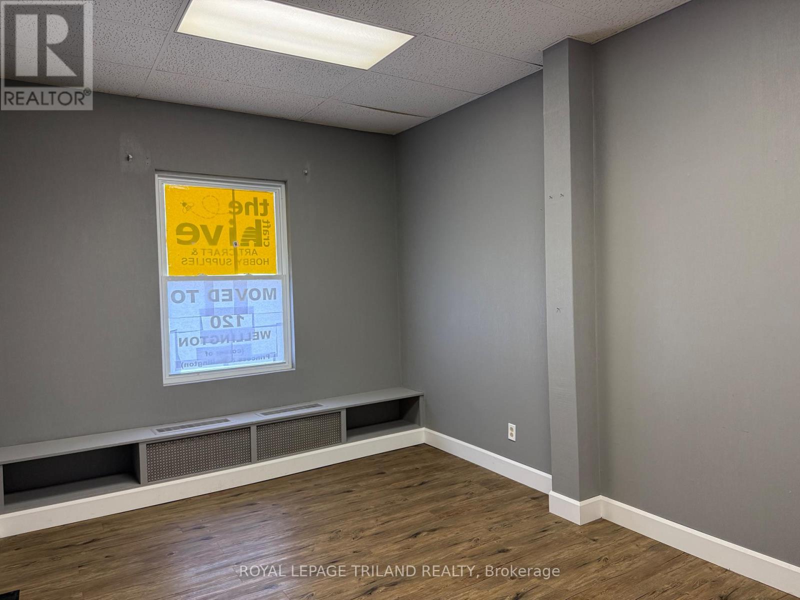Main Floor - 656 Talbot Street, St. Thomas, Ontario  N5P 1C8 - Photo 16 - X12258441