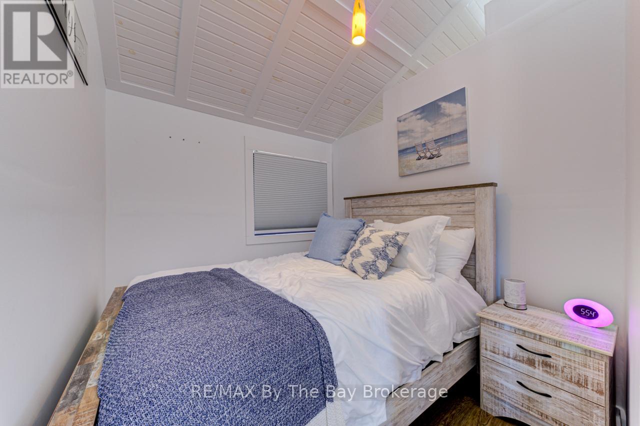 278 Coastline Drive, Wasaga Beach, Ontario  L9Z 2M4 - Photo 8 - S12258435