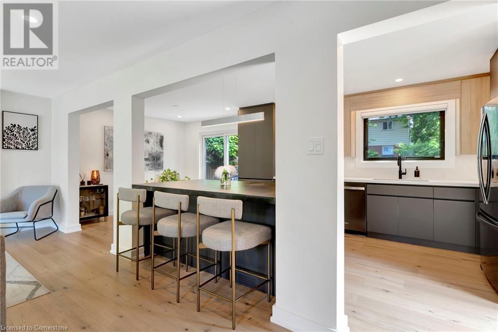 Property at 1349 OXFORD Avenue image 4