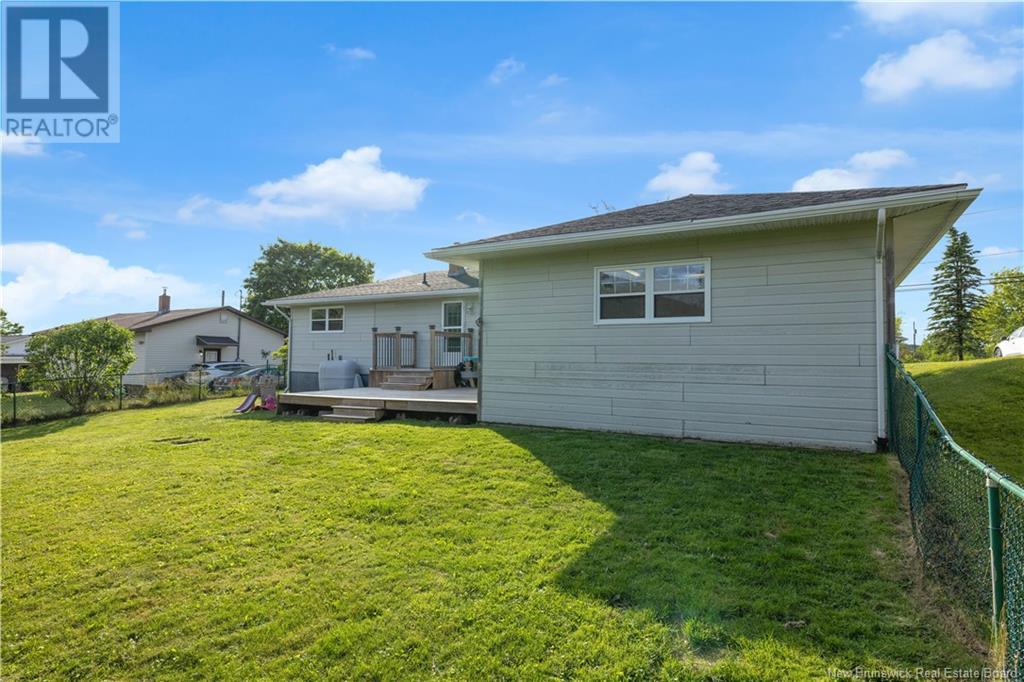 Property at 571 Westmorland Road image 5