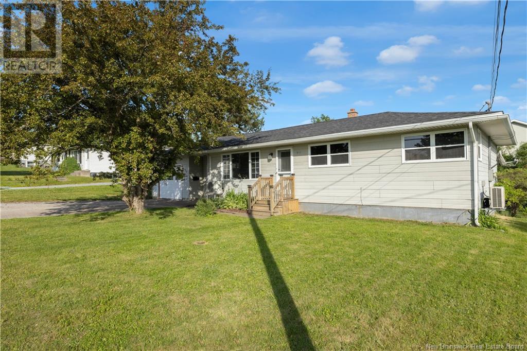 Property at 571 Westmorland Road image 3