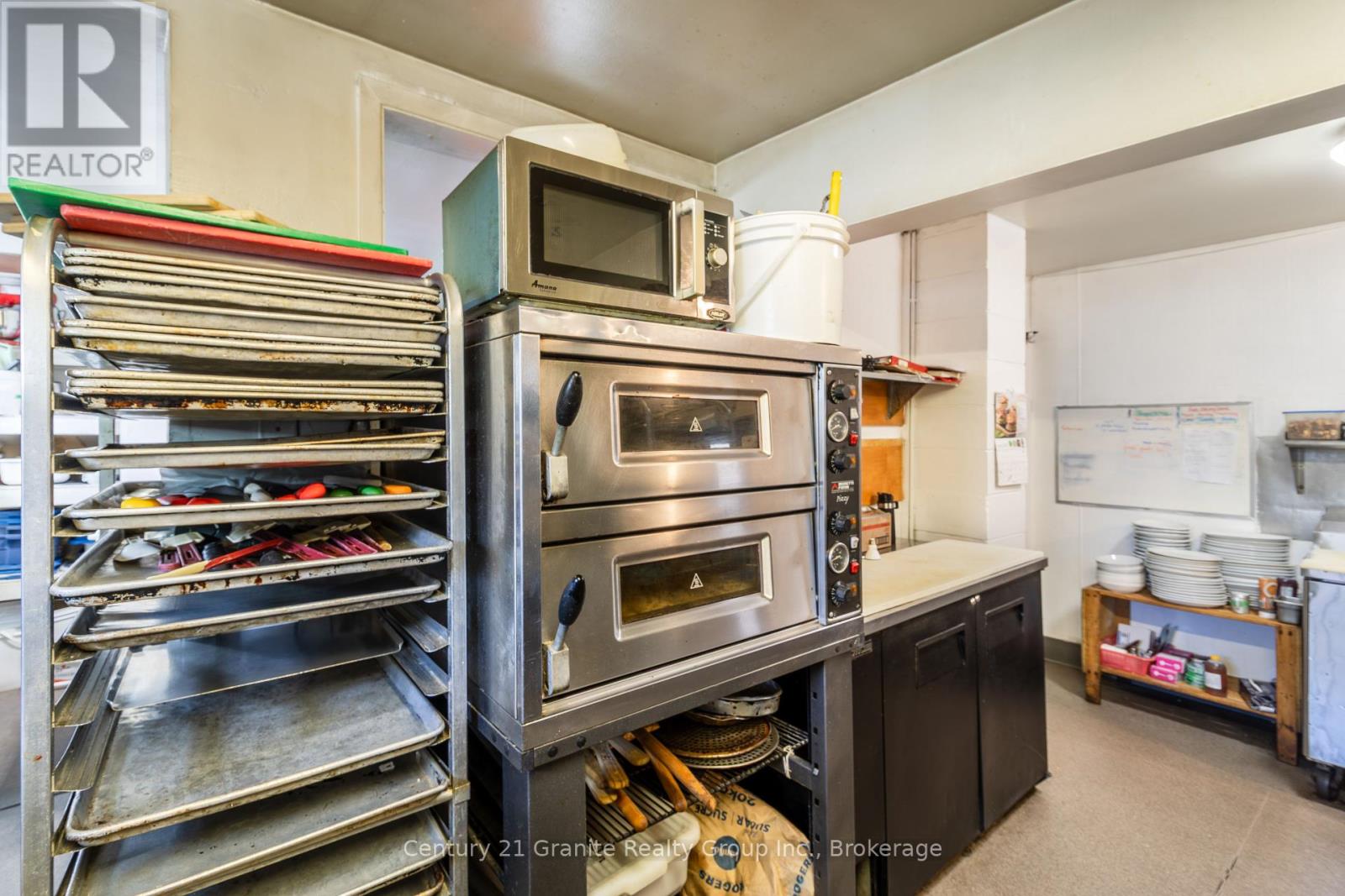 172 Highland Street, Dysart Et Al, Ontario  K0M 1S0 - Photo 22 - X12258434