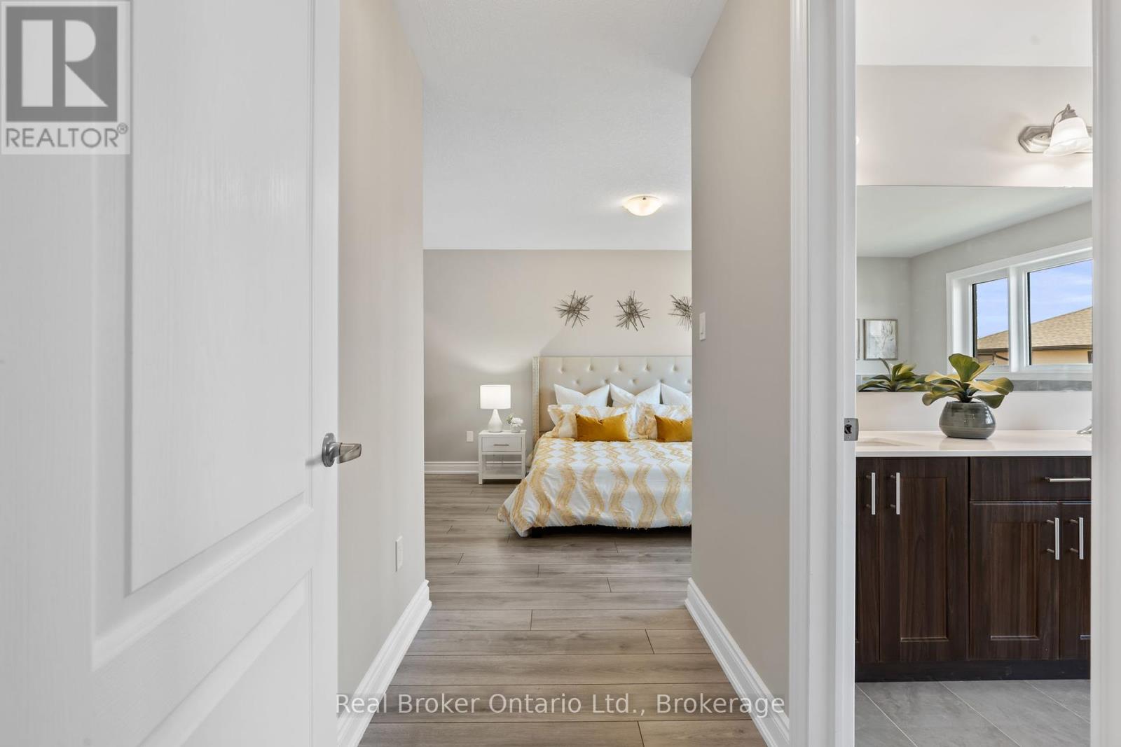 15 Venture Way, Thorold, Ontario  L2V 0G9 - Photo 35 - X12258486
