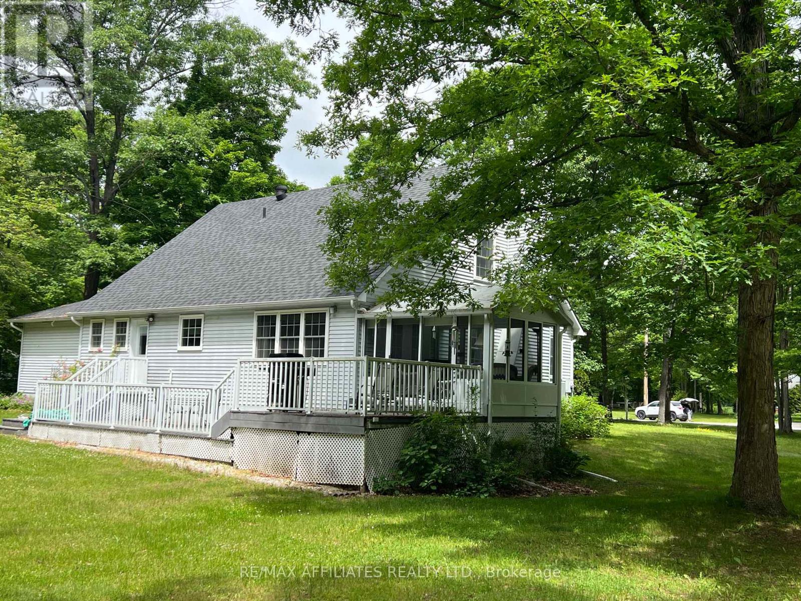 249 Bracken Avenue, Drummond/north Elmsley, Ontario  K7A 4S4 - Photo 6 - X12258491