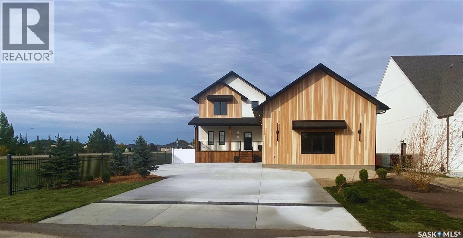 1 Sarah's Cove, White City, Saskatchewan  S4L 0E2 - Photo 1 - SK010310