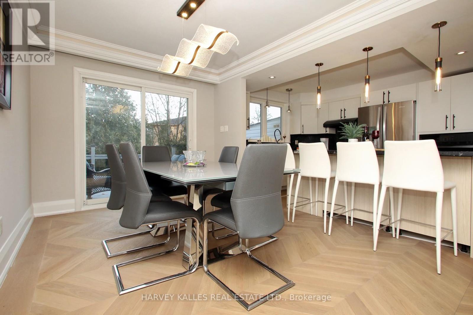 Property at 16 WEDGEPORT PLACE image 1