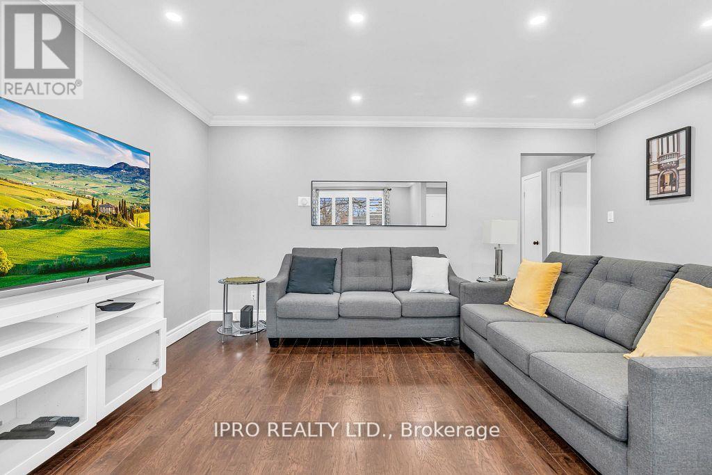 Property at 52 TULLOCH DRIVE image 4