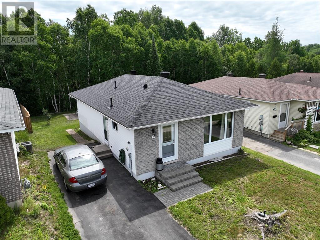 Property at 41 Esten Drive S image 1