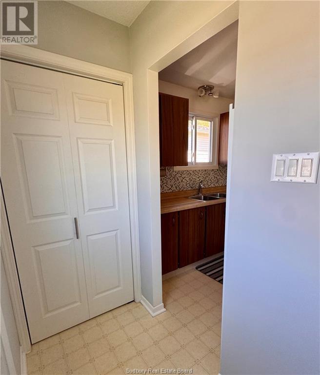 Property at 41 Esten Drive S image 2