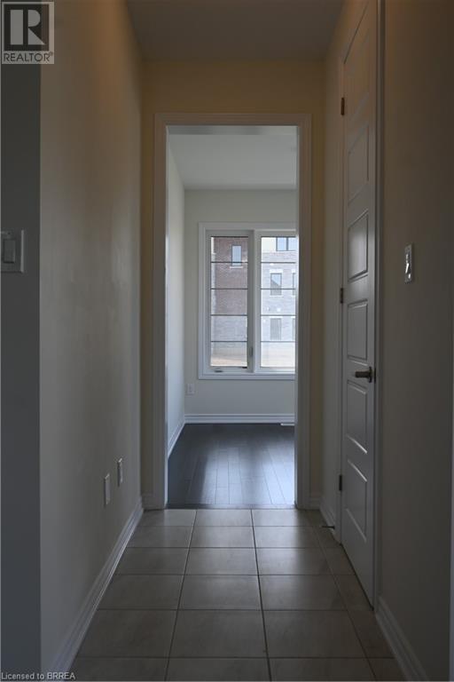 1 Bee Crescent, Brantford, Ontario  N3T 0V7 - Photo 11 - 40744226