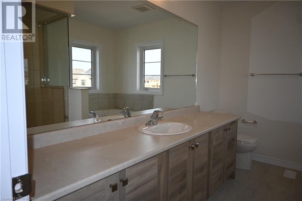 1 Bee Crescent, Brantford, Ontario  N3T 0V7 - Photo 31 - 40744226