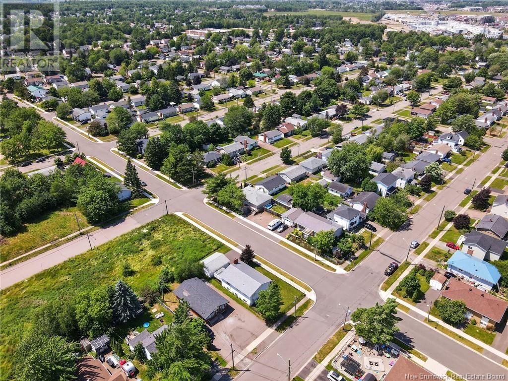 126 Second Avenue, Moncton, New Brunswick  E1C 7Y2 - Photo 5 - NB122096