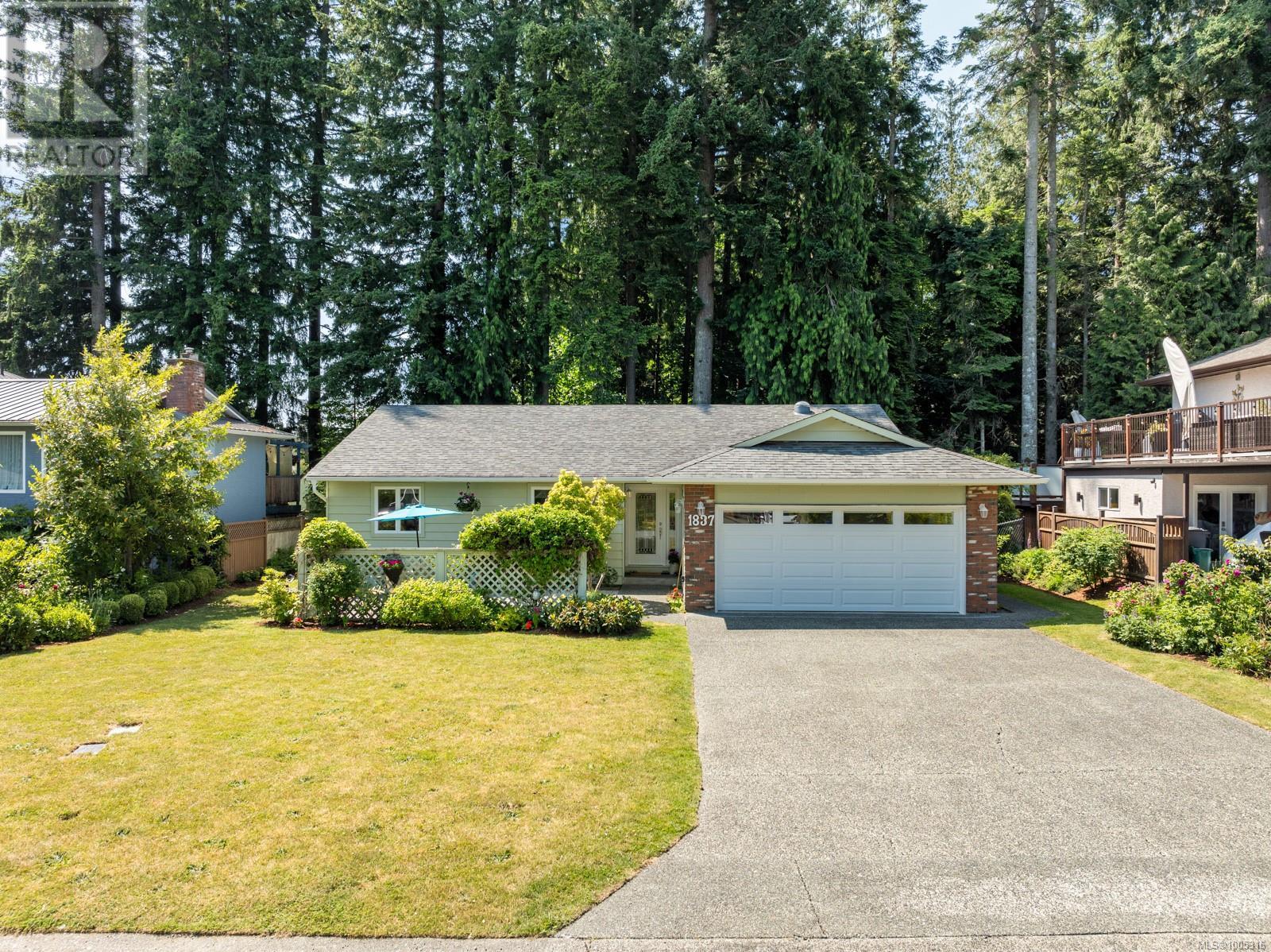 Property at 1837 Pastel Cres image 1