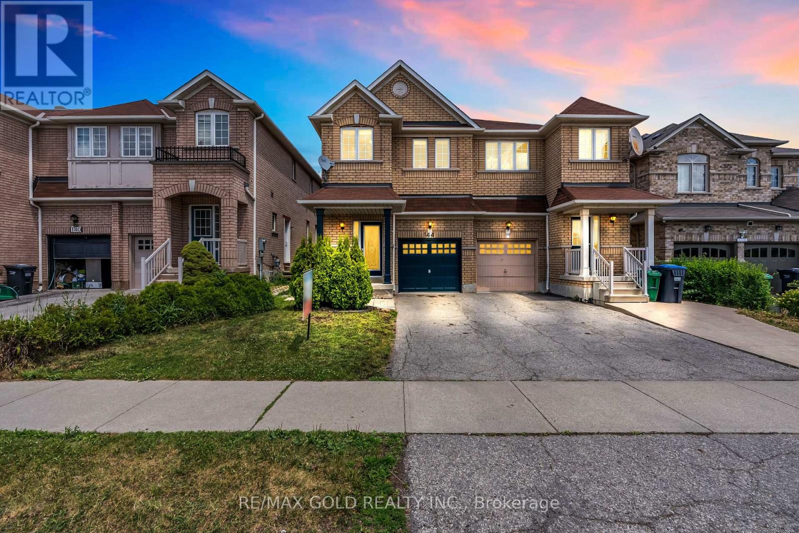 Property at 144 CRYSTALVIEW CRESCENT image 1