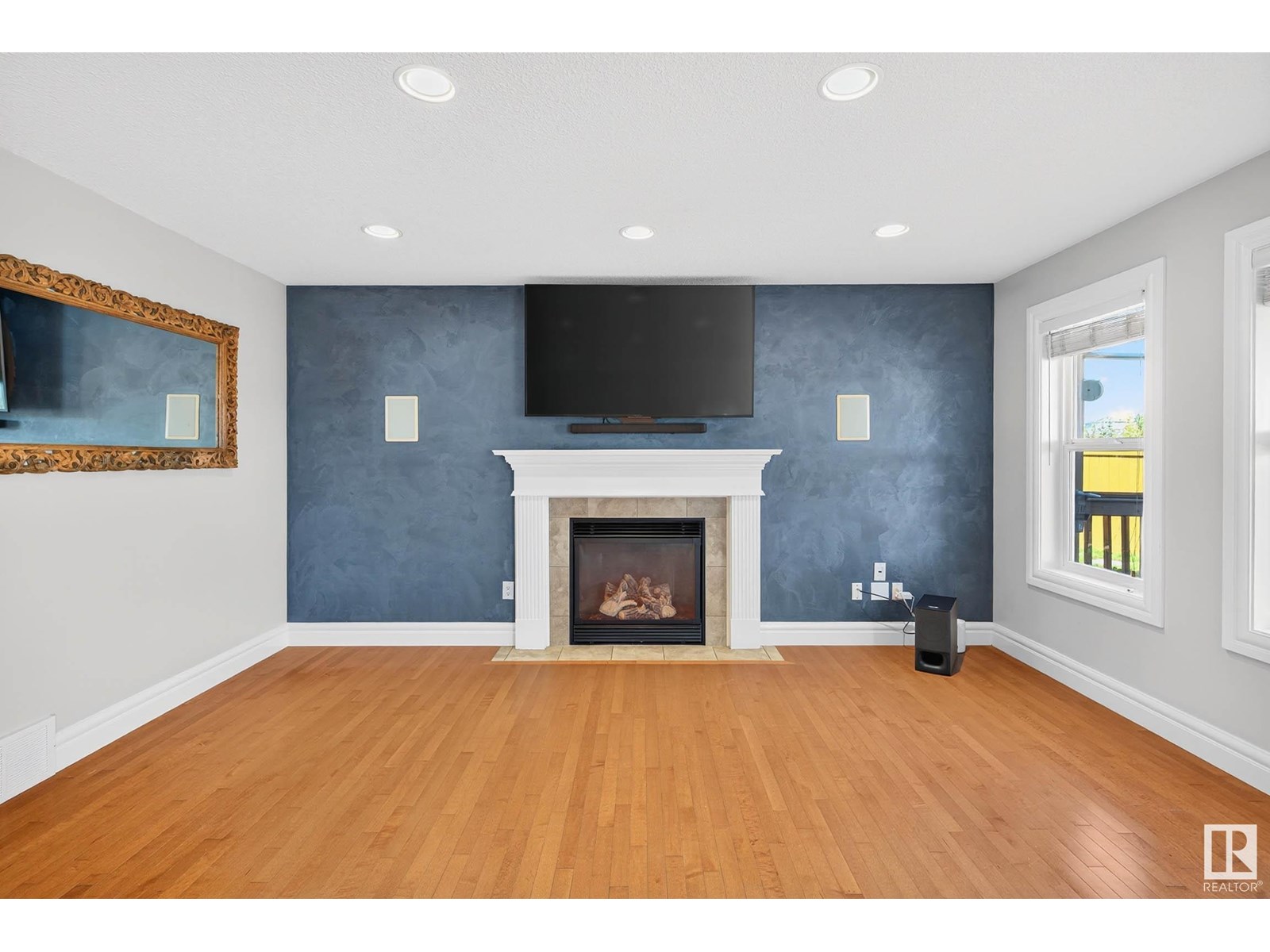 Property at 4224 157 AV NW image 5