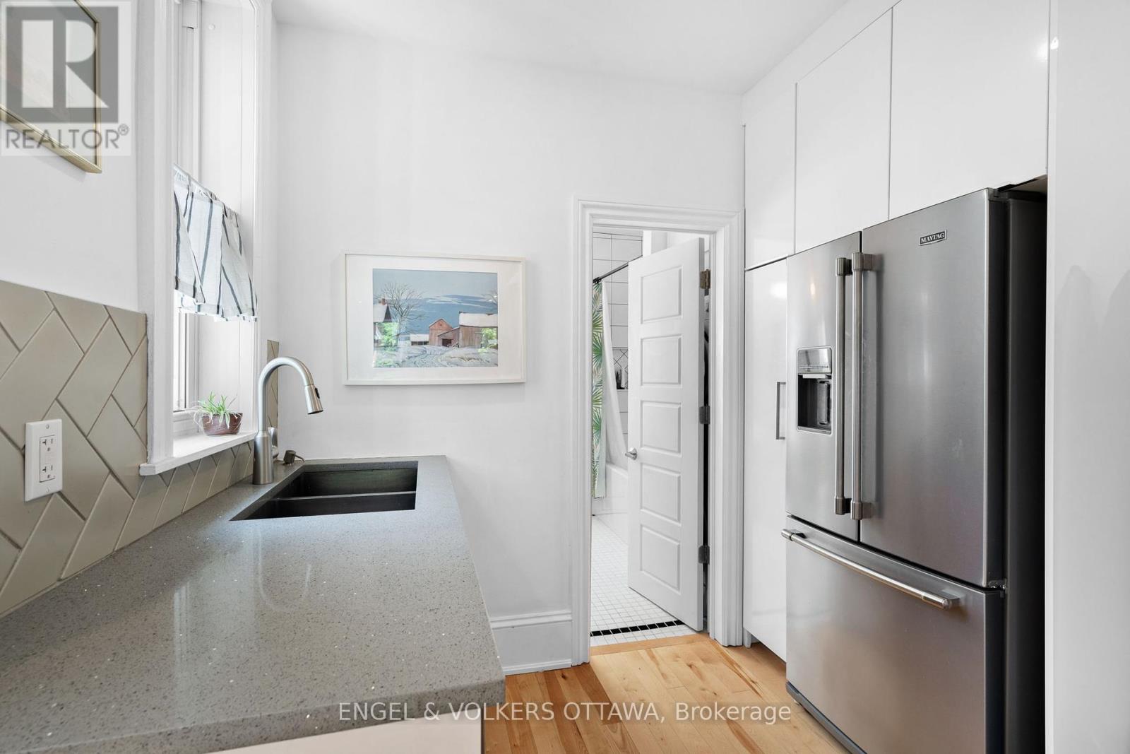 244 Flora Street, Ottawa, Ontario  K1R 5R9 - Photo 22 - X12258519