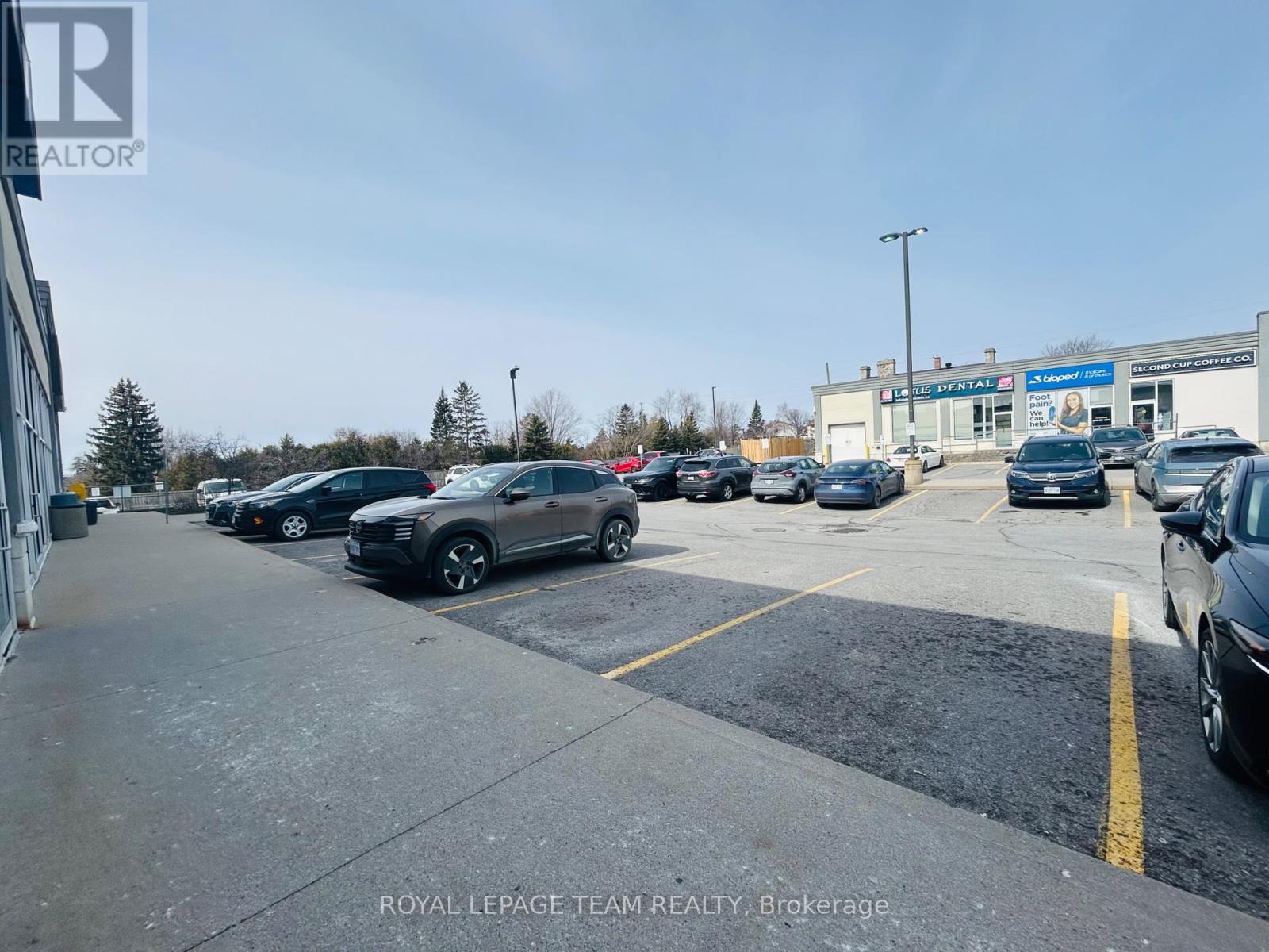 Unit 2 - 484 Hazeldean Road, Ottawa, Ontario  K2L 1V4 - Photo 4 - X12258527