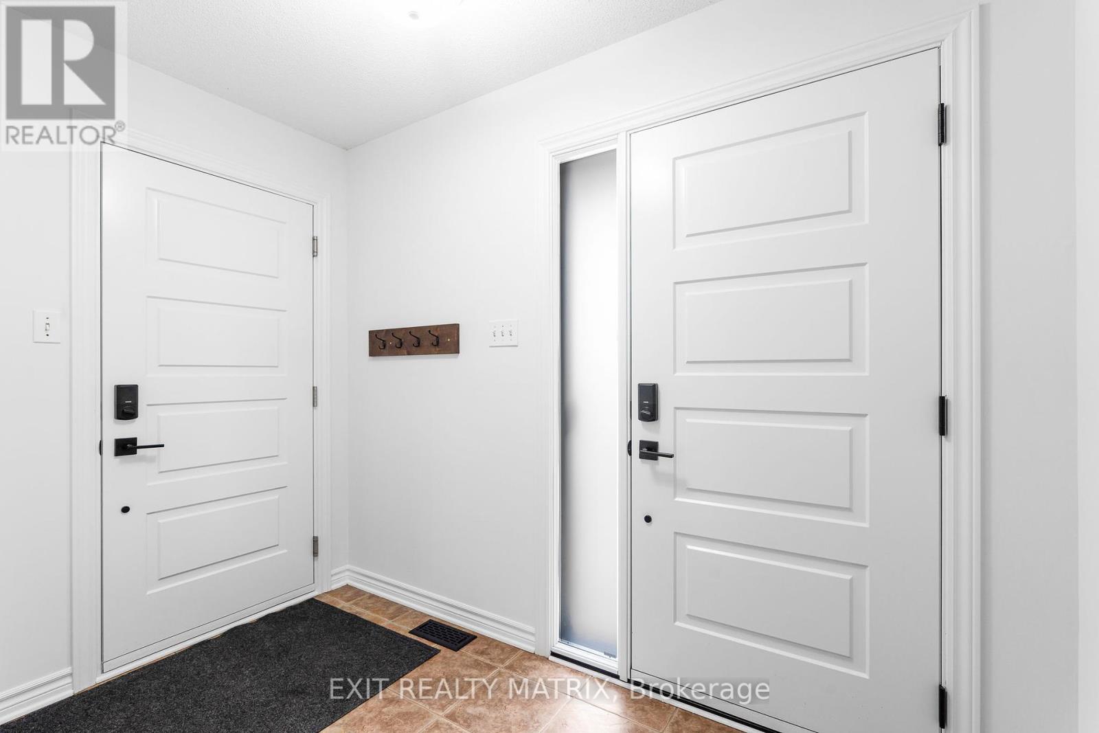 Property at 28 LA CITADELLE STREET image 4