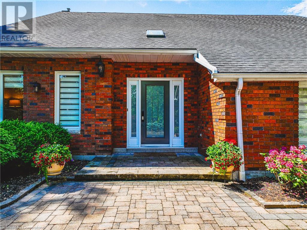 6 Iris Court, Carlisle, Ontario  L0R 1H3 - Photo 8 - 40747009
