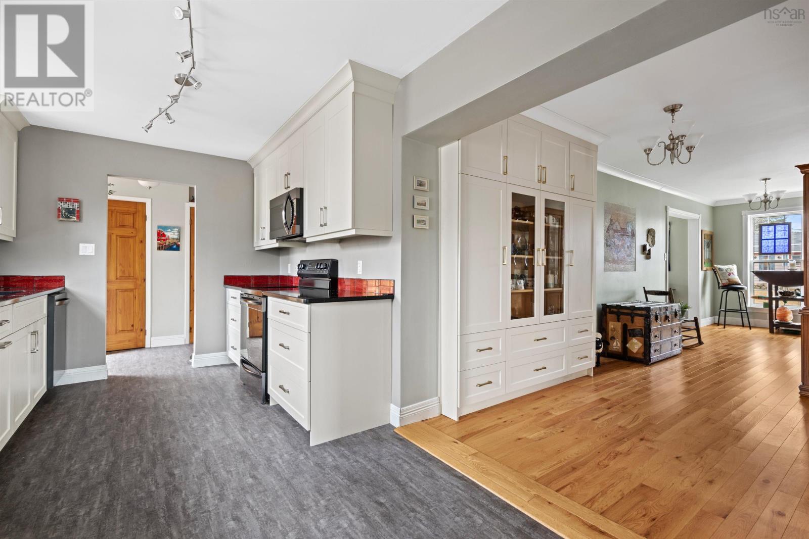 20 The Lane, Blue Rocks, Nova Scotia  B0J 2C0 - Photo 10 - 202508106