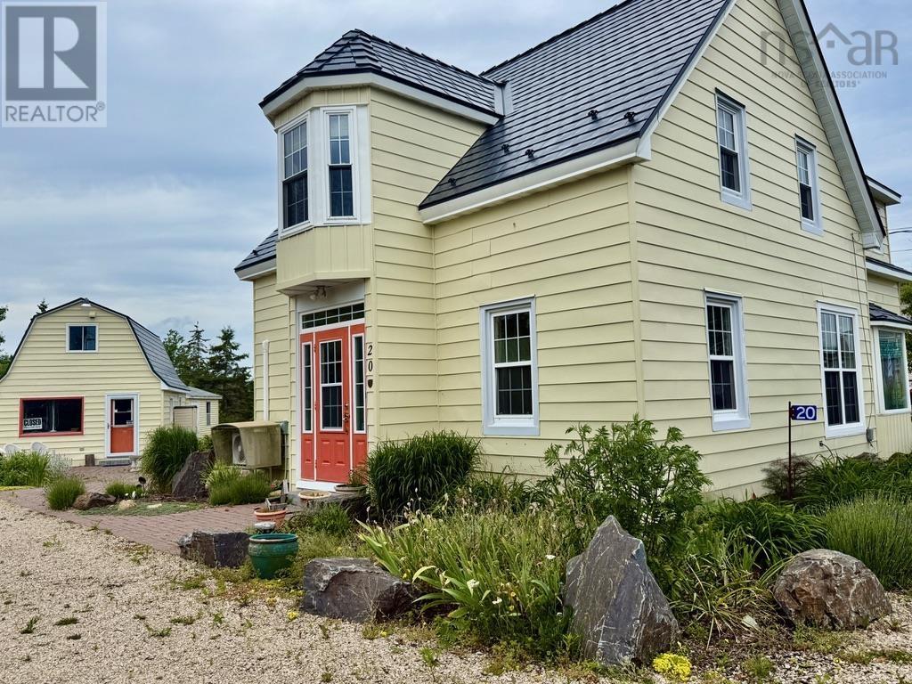 20 The Lane, Blue Rocks, Nova Scotia  B0J 2C0 - Photo 2 - 202508106