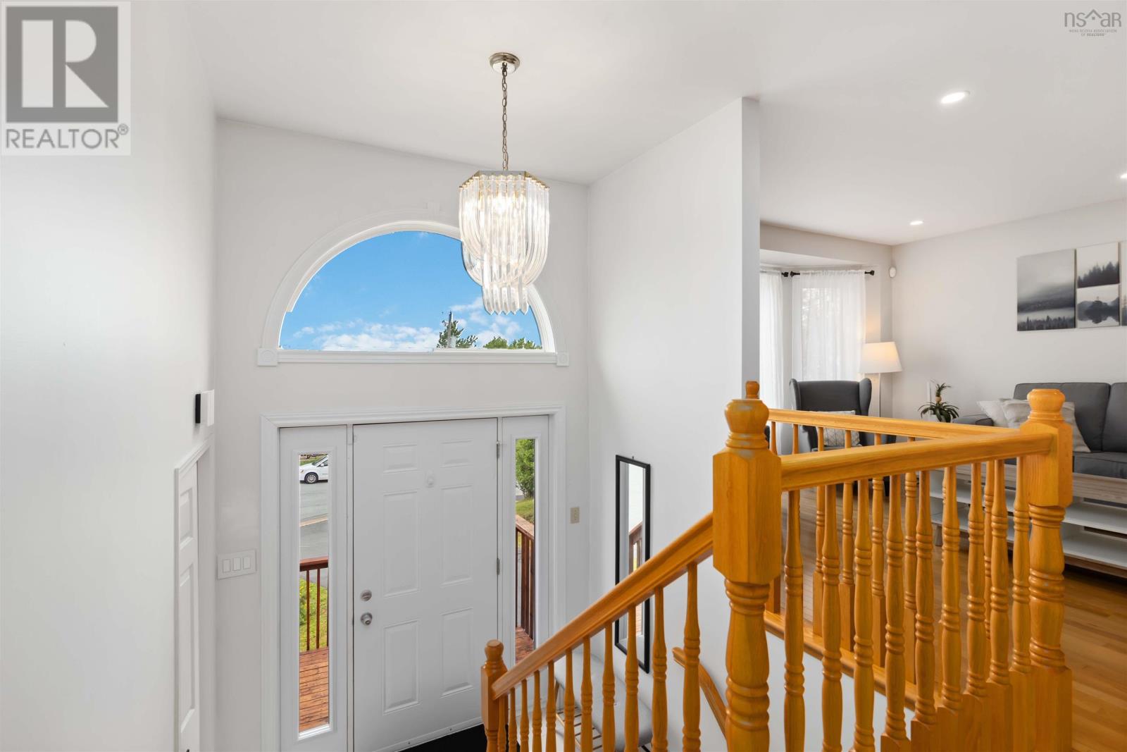 Property at 14 Braemont Court image 3