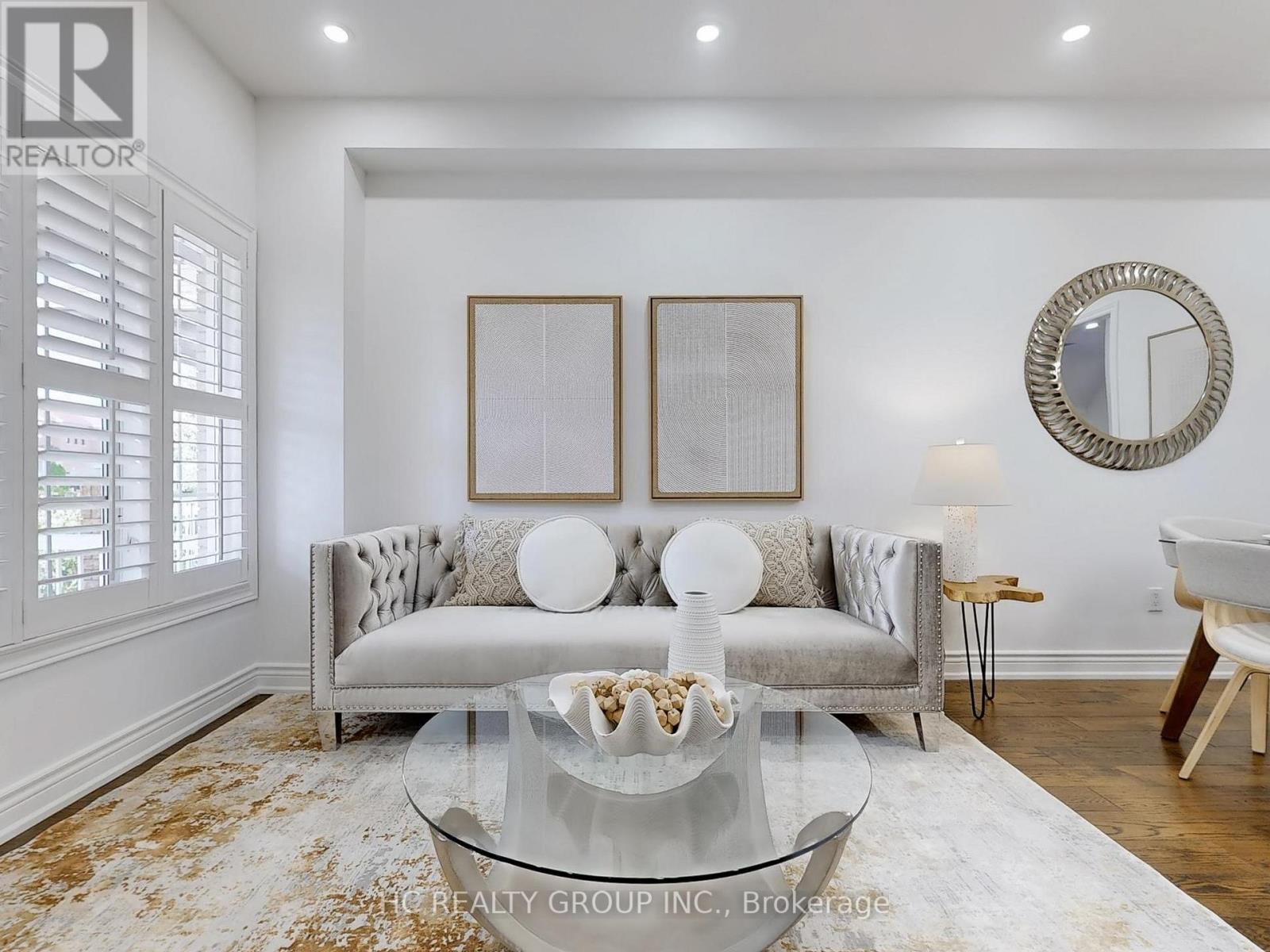 Property at 247 DUFFERIN HILL DRIVE image 2
