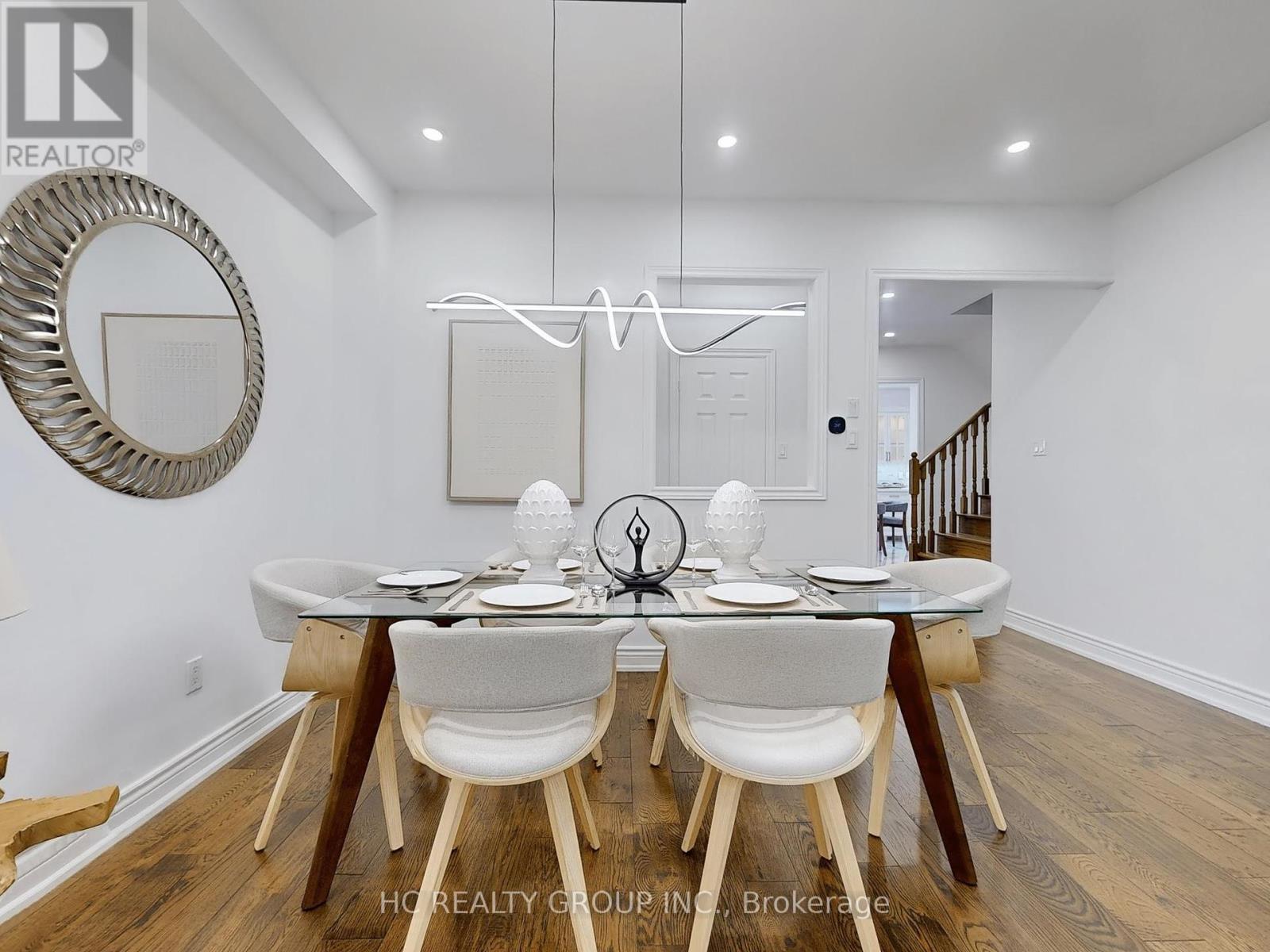 Property at 247 DUFFERIN HILL DRIVE image 4