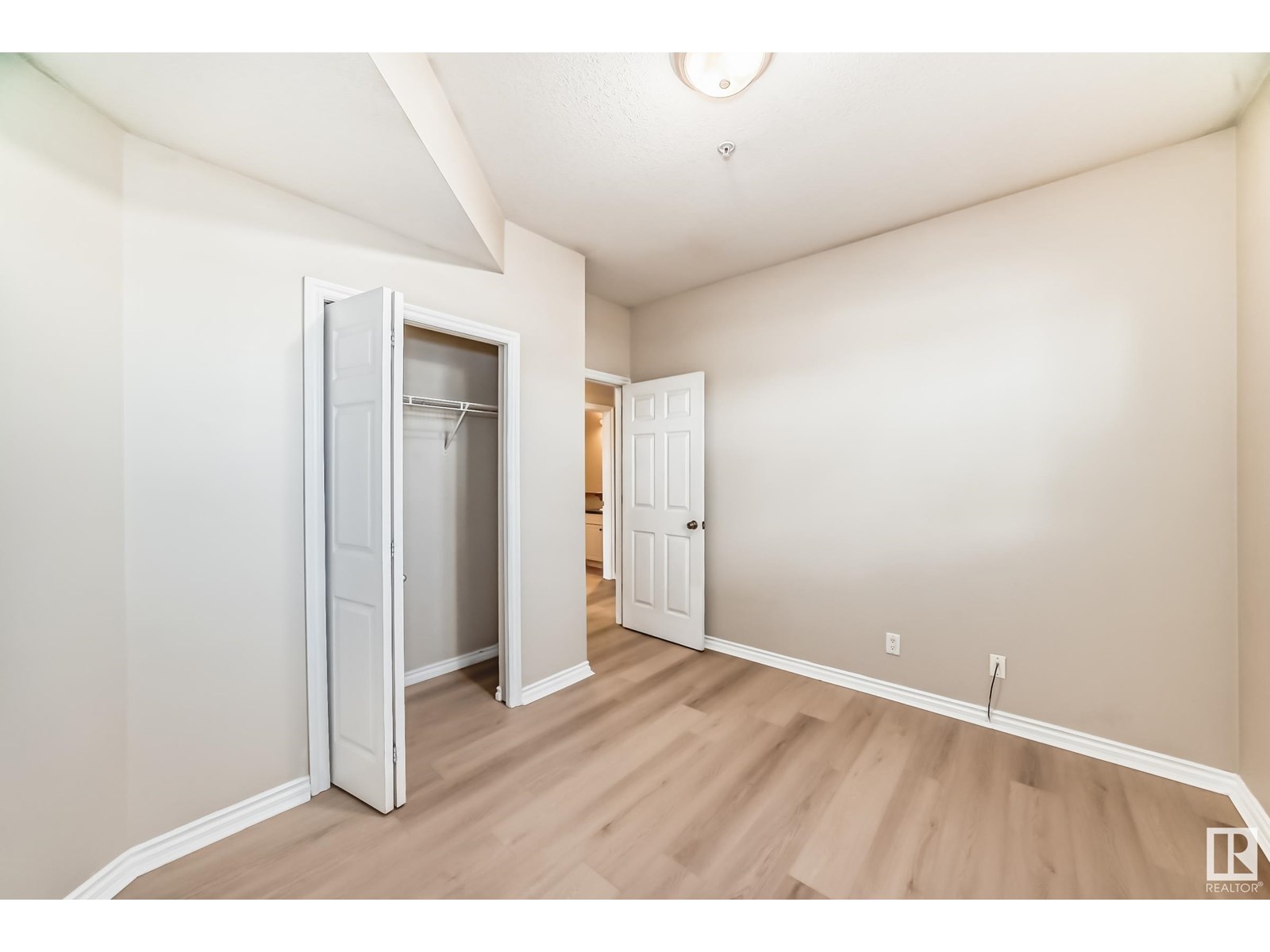 #101 10346 117 St Nw, Edmonton, Alberta  T5K 2Y7 - Photo 30 - E4445458