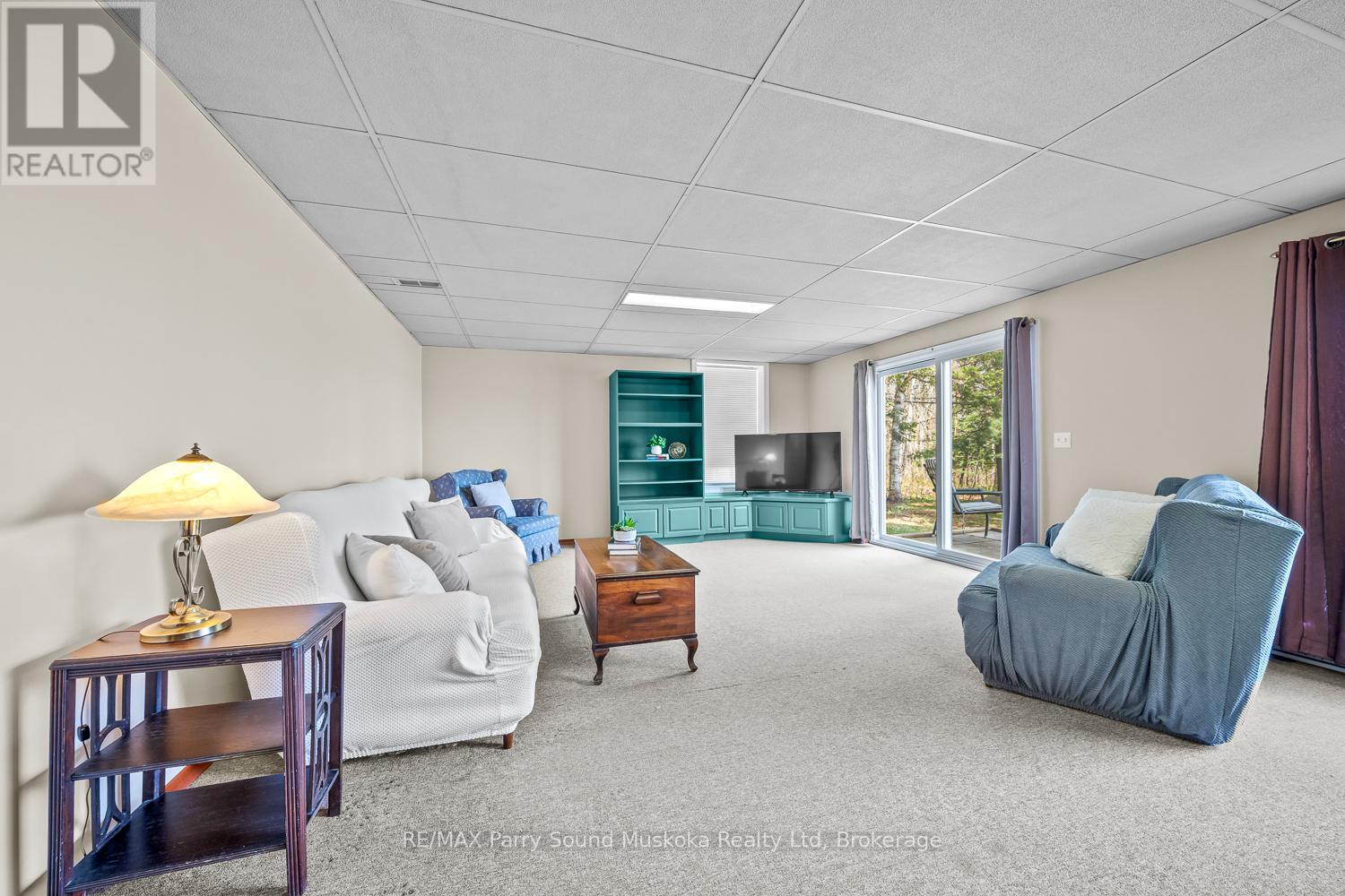 258 Lakeside Trail, Magnetawan, Ontario  P0A 1P0 - Photo 33 - X12224726