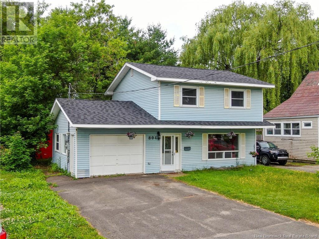 Property at 804 Devon Avenue image 3