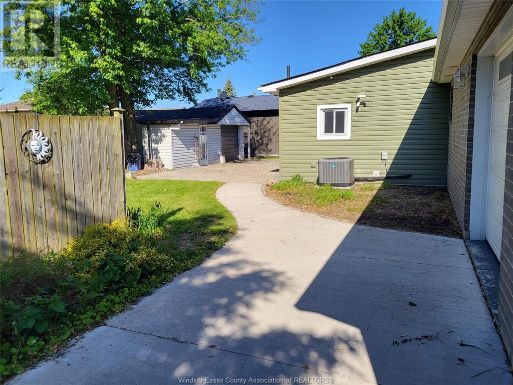 162 Reaume, Lasalle, Ontario  N9J 1B1 - Photo 32 - 25015821