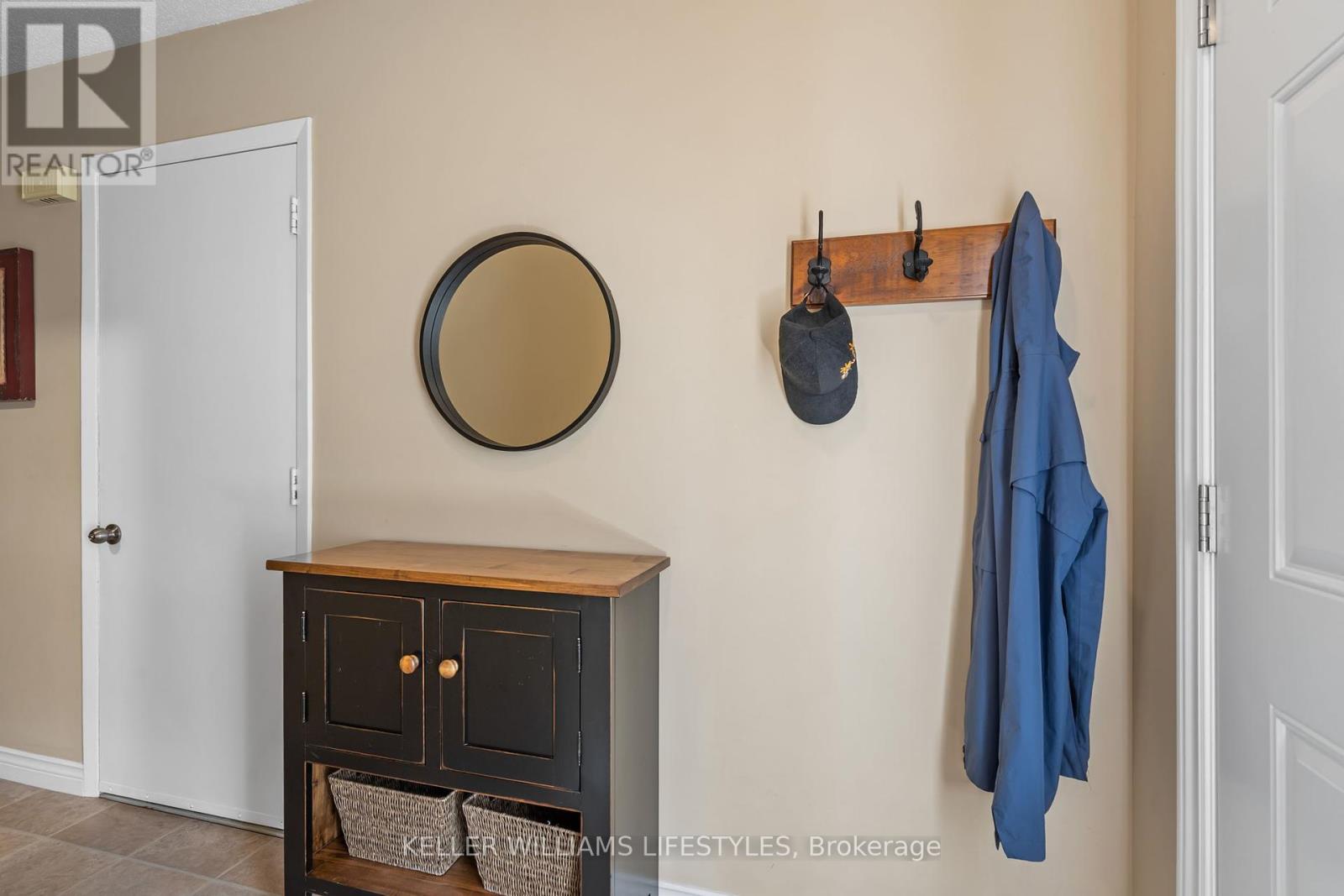 Property at 38 - 30 CLARENDON CRESCENT image 4